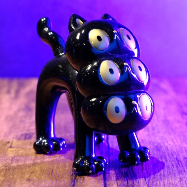 Three-headed Cat "Dahlia Neko"